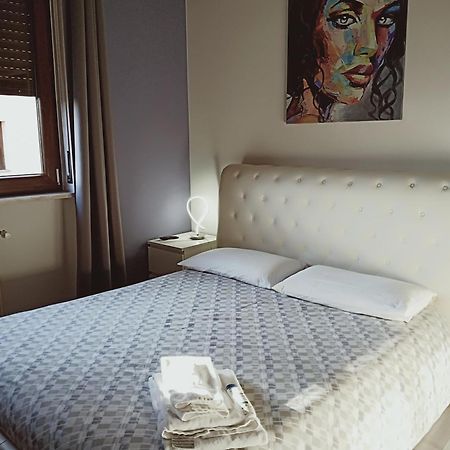 몬차 Le Stanze Di Marco B&B 외부 사진