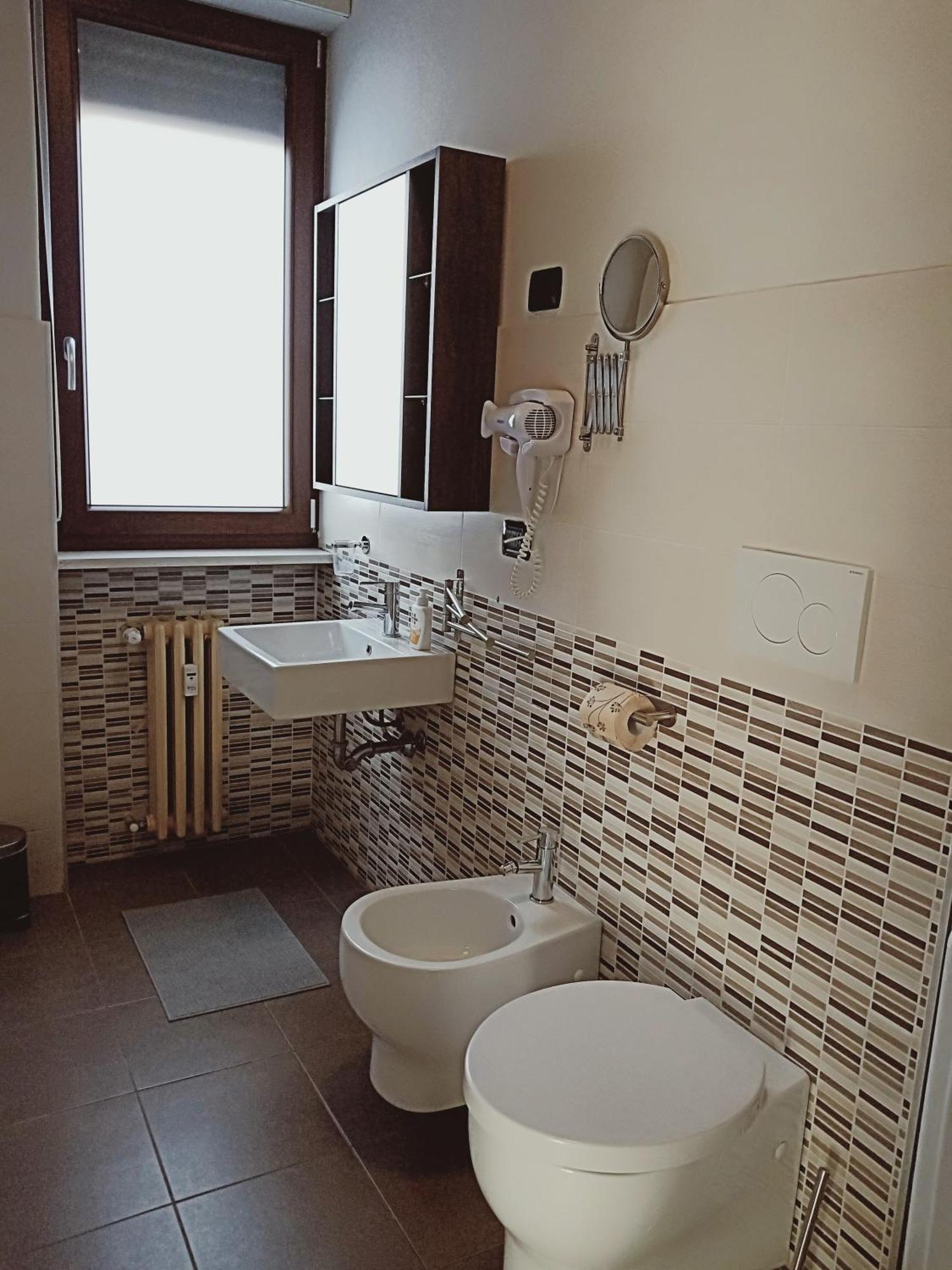 몬차 Le Stanze Di Marco B&B 외부 사진